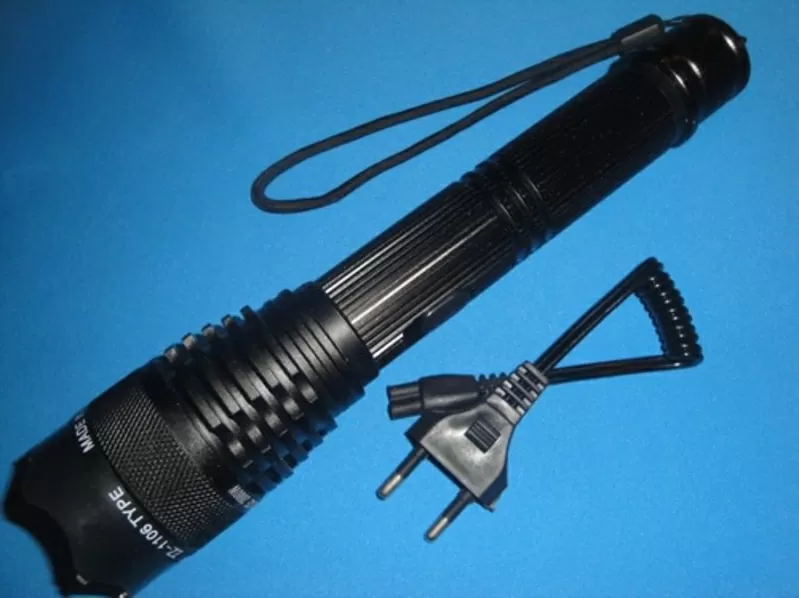 Тактический фонарь Self-Defensive Flashlight