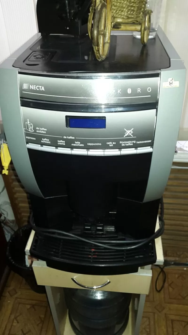 кофеварки Delonghi для дома,  офиса,  магазинов,  кафе,  баров,  ресторанов 7