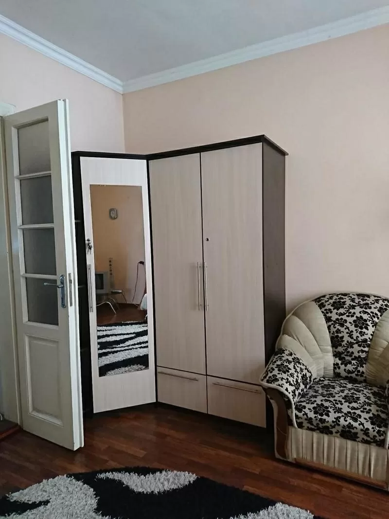 продам 1 комн.квартиру в центре